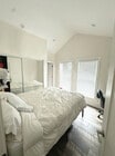 Photo - Private Bedroom in a 5 Bedroom Apartment
