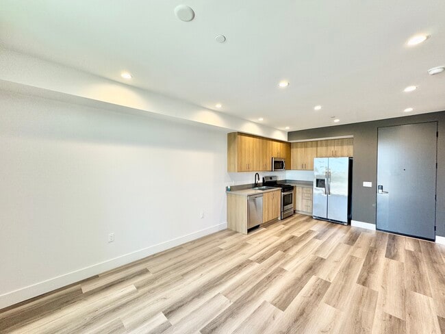 Building Photo - 11155 Huston St Unit 306 Rental