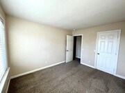 Photo - 7003 Saranac St
