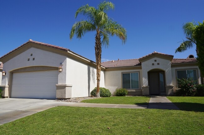 Building Photo - 79882 Viento Dr