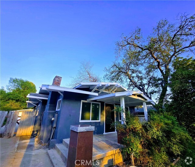 Building Photo - 1962 N Los Robles Ave Rental