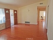 Photo - 138 Oakwell Dr House