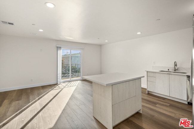 Photo - 2525 Hauser Blvd Unit A