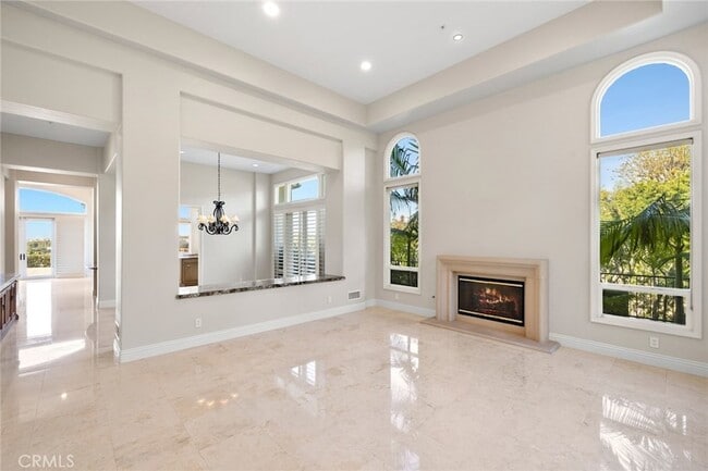 Photo - 1 Stone Pine Dr