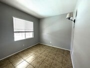 Photo - 43435 Tylman St