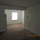 Spacious living area - 1157 E Carson St Unit #5