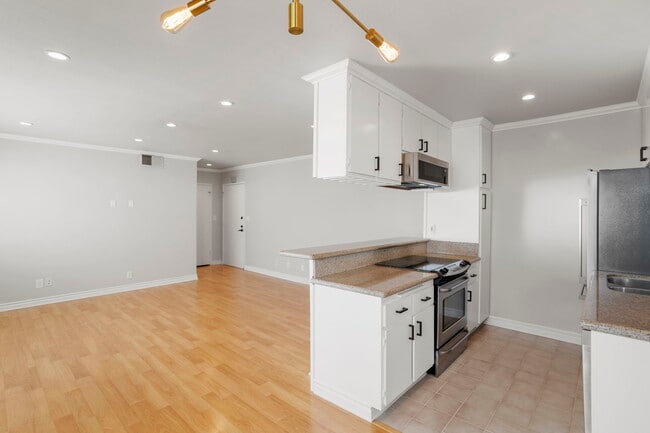 Photo - 11639 Chenault St Unit 501