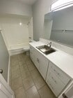 Photo - 567 Chambers St Unit B