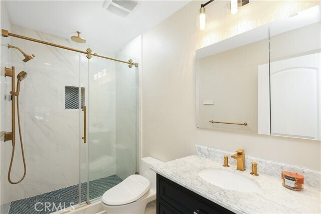 Photo - 23 Crosspointe