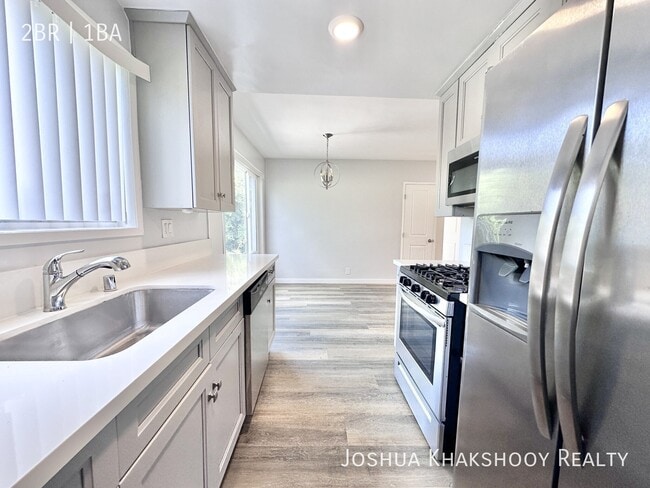 Photo - 752 Hayworth Ave Unit 20