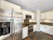 Photo - Beautiful 2B/2BA Downtown Corner Condo Unit Cond... Unit 519