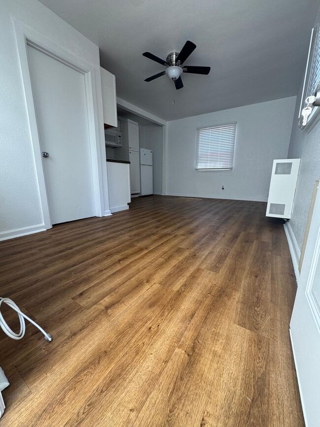 Photo - 825 Obispo Ave Unit Studio