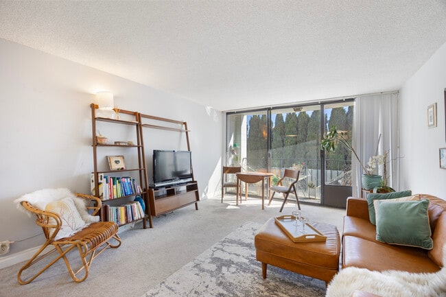 Photo - 2601 E Ocean Blvd Unit 208