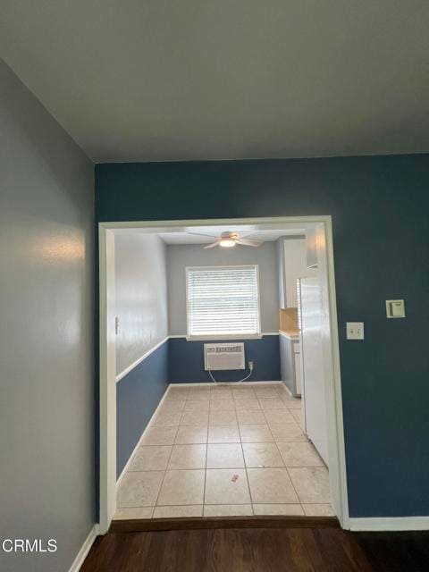 Photo - 253 E Center St