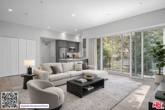 Building Photo - 1223 Hayworth Ave Unit 5