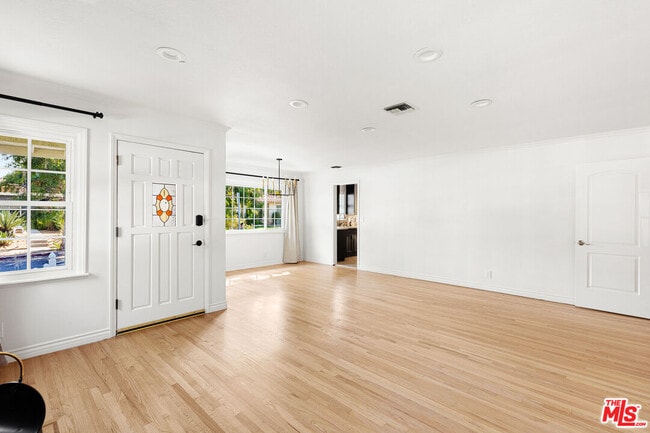 Photo - 5131 Don Pio Dr