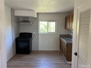 Photo - 442 W 12th St Apartment Unit 4