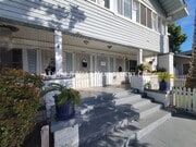 Photo - 546 Lime Ave