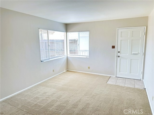 Photo - 206 S West St Apartment