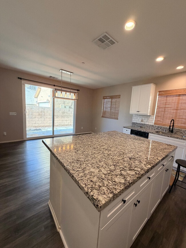 Photo - 5348 N Alumni Ln