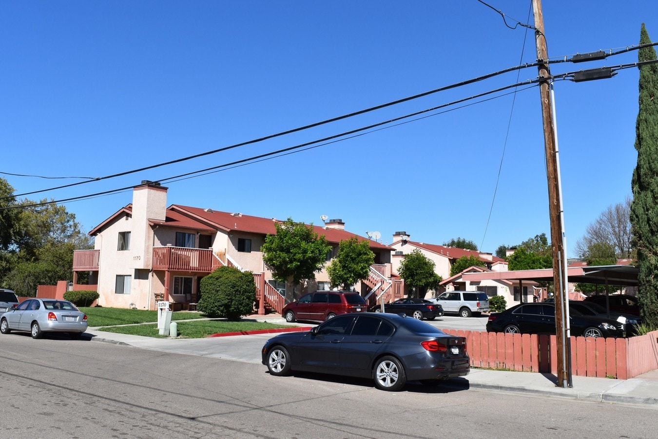 Primary Photo - Penny Lane Apartments