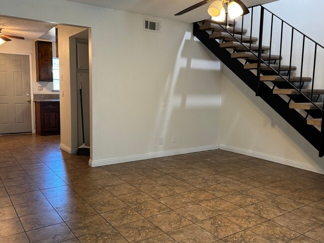 Photo - 2455 Adelia Ave