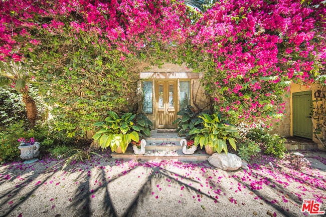 Photo - 6766 Portshead Rd