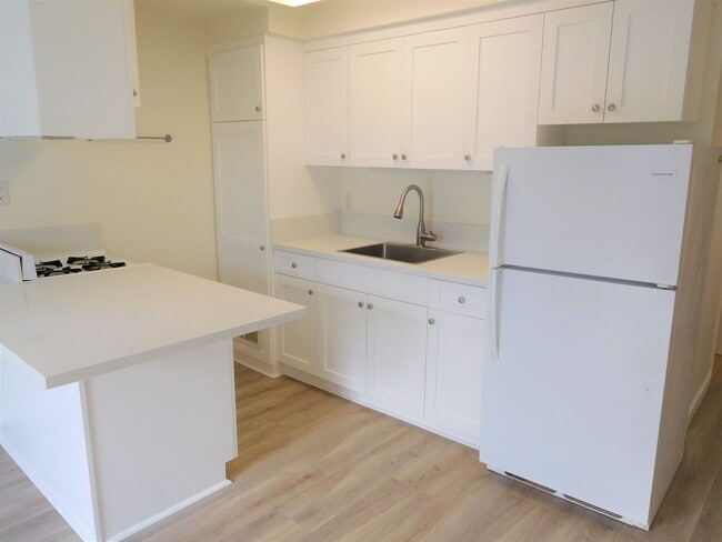 249NE - 249NE Apartment Unit A