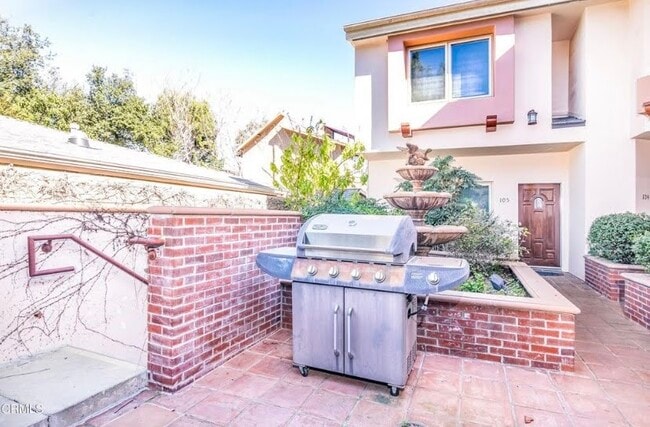 Photo - 272 N Chester Ave