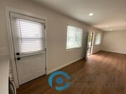Photo - 1628 Burton St