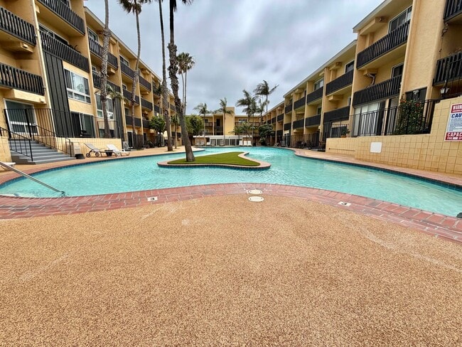Building Photo - Resort-Style 1BD Condo with Pool, Spa, Gym & Gated Parking in El Segundo