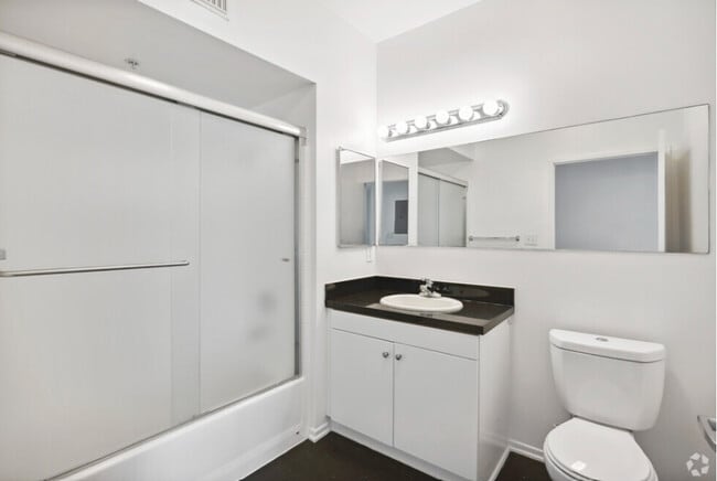 Photo - Bixel at Fifth