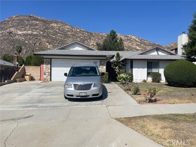 Building Photo - 455 Glenhill Dr Rental