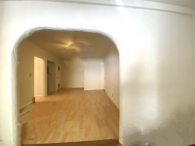 Photo - 10625 Kinnard Ave
