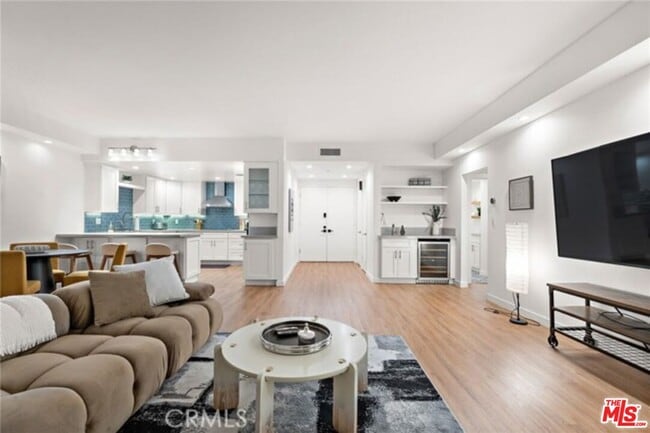 Photo - 321 S San Vicente Blvd Unit 507