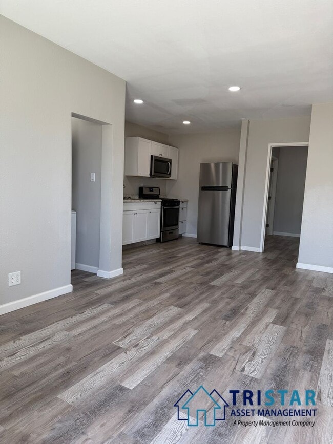 Photo - 12223-12227 Woodside Avenue  - 12227 B Unit 12227 B
