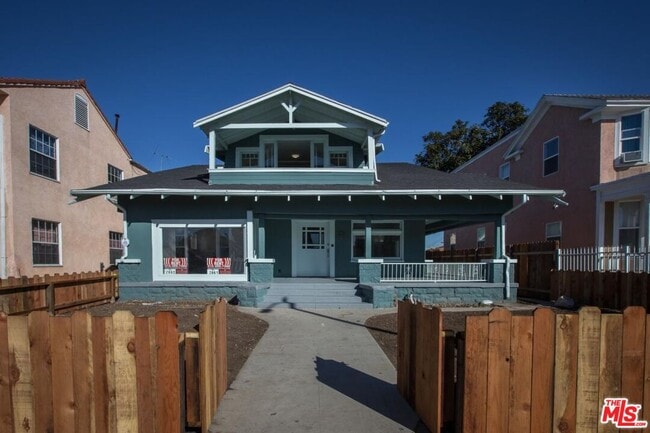 Building Photo - 1075 1/2 Leighton Ave