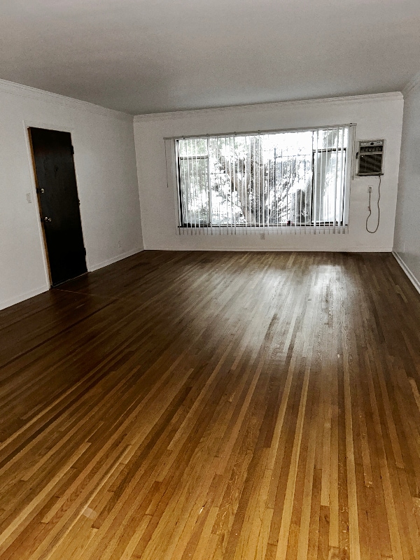 Building Photo - 1850 La Brea Ave