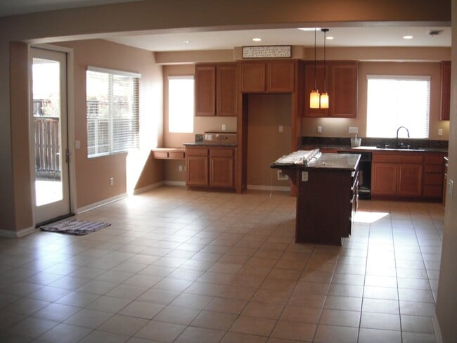 Photo - 31612 Whitecrown Dr