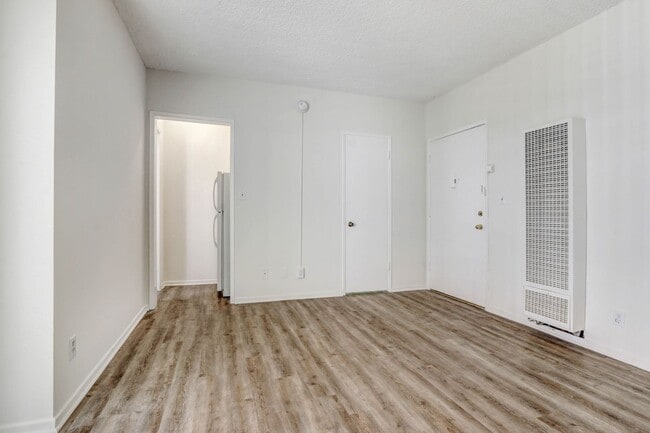 Photo - 1705 Purdue Ave Unit 12