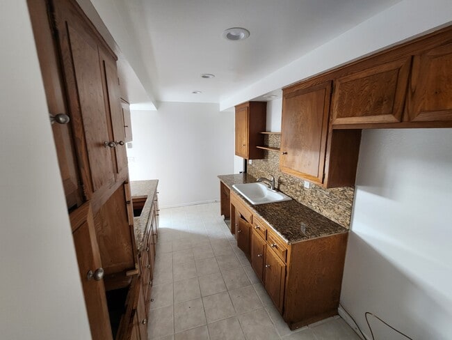 Photo - 702 N Paulina Ave Unit A