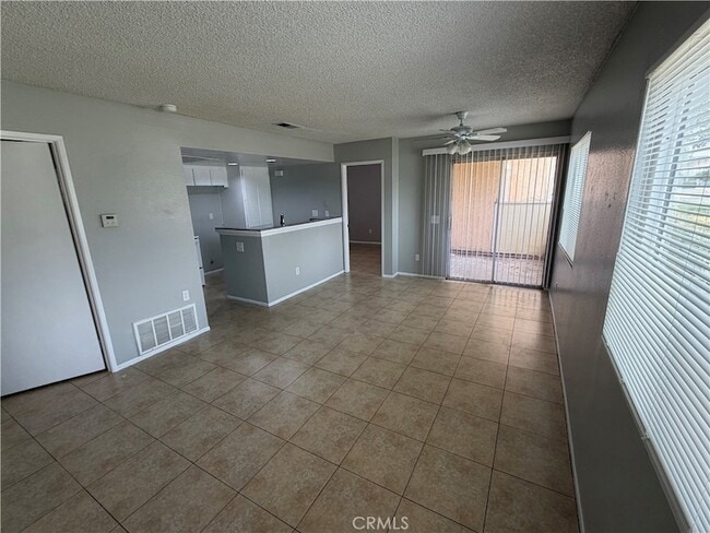 Photo - 3732 Oak Creek Dr Unit E