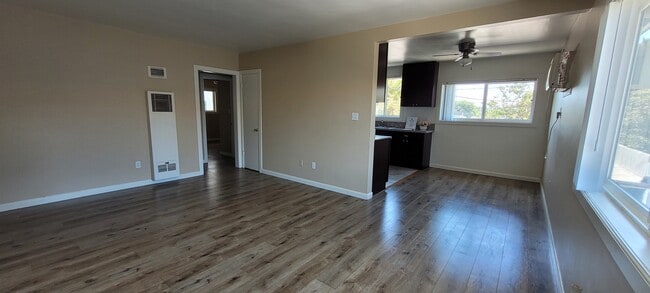Photo - 13754 Sherman Way Apartments Unit 6