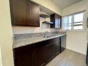 Photo - Bright 2 bed 1 bath in Pacific Beach Unit 2214 1/2