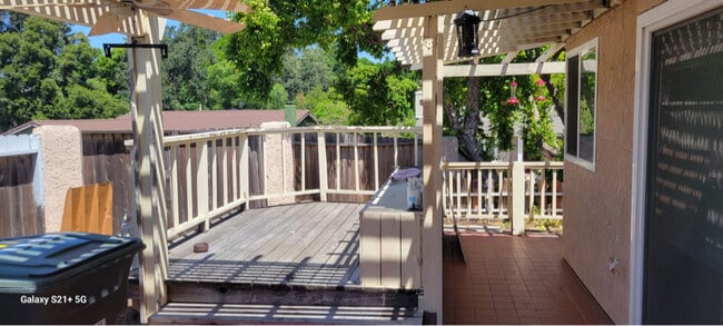 Photo - 4233 Fairhaven Ave