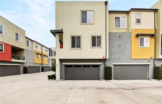 Building Photo - 156 N Orange Ave