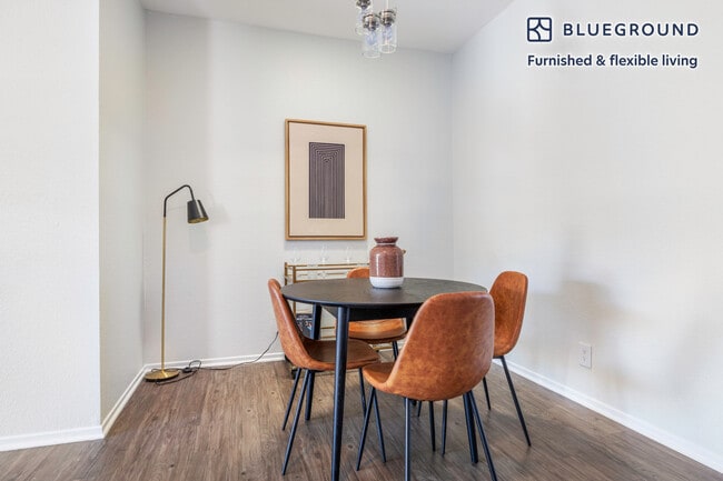 Photo - 711 N Sweetzer Ave Unit FL2-ID430