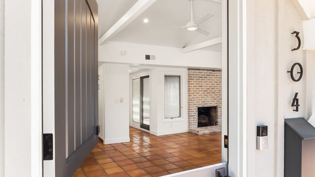 Photo - Larkspur Duplex Unit 304