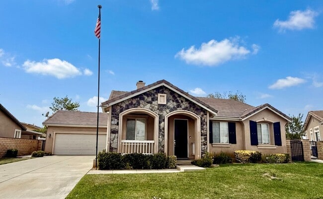 Photo - 1193 Woodburn Cir