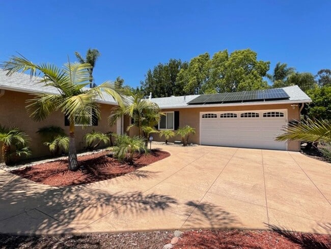 Poway: 4bd/2ba+ Attchd Gar - Single Level - Poway: 4bd/2ba+ Attchd Gar - Single Level House